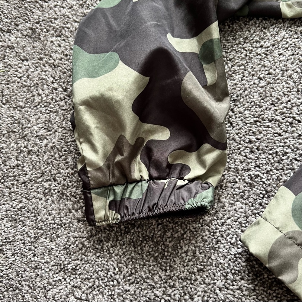 SOLD!!! Love Tree camo jacket. - Picture 3 of 9